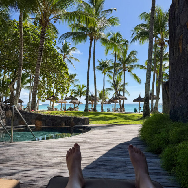 Værelse ved stranden på Mauritius med pool
