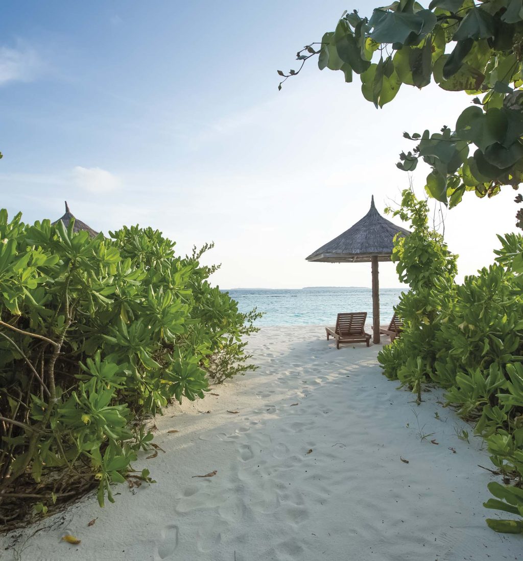 Deluxe Beach Villa, Reethi Faru Resort