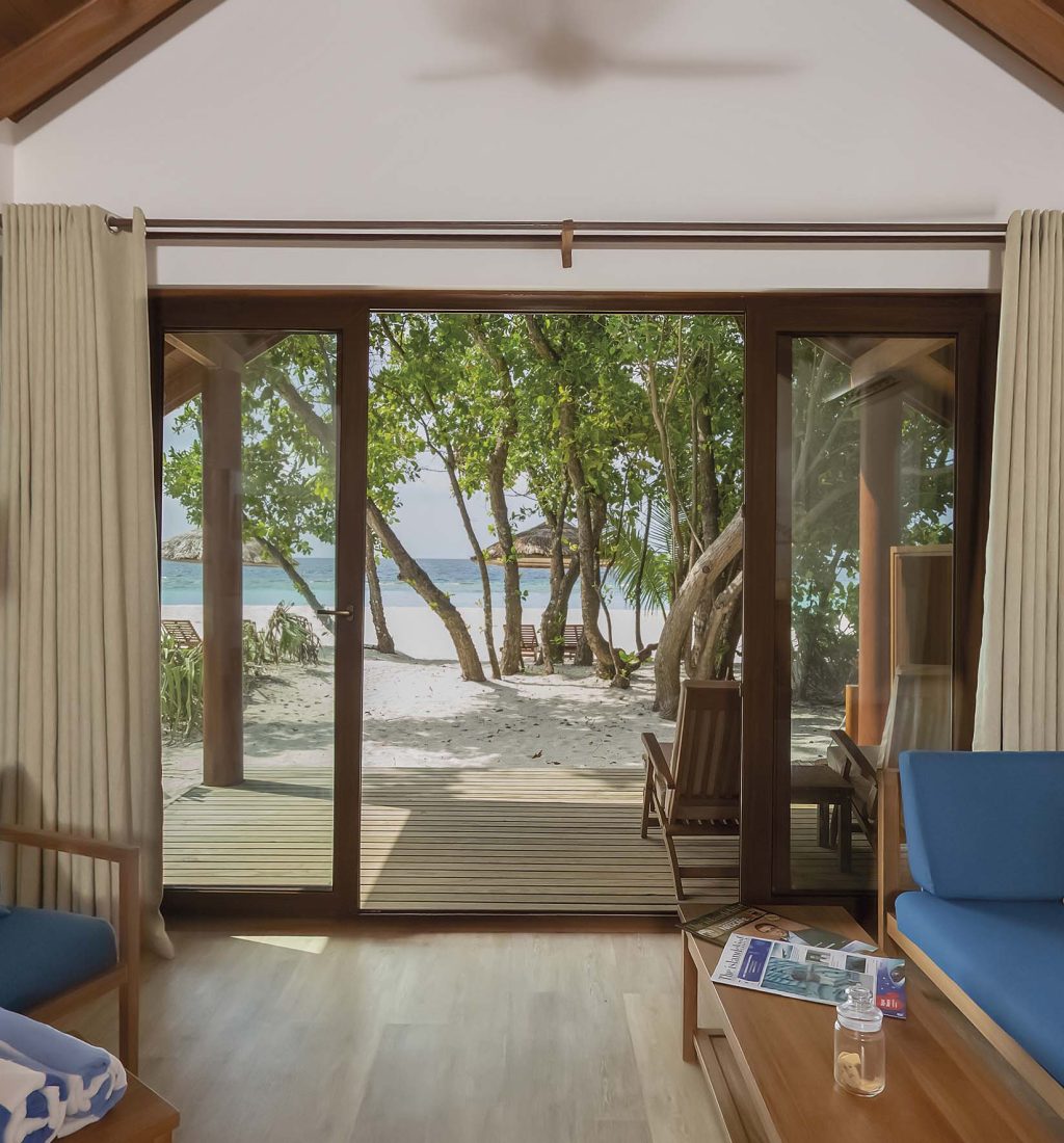 Deluxe Beach Villa, Reethi Faru Resort