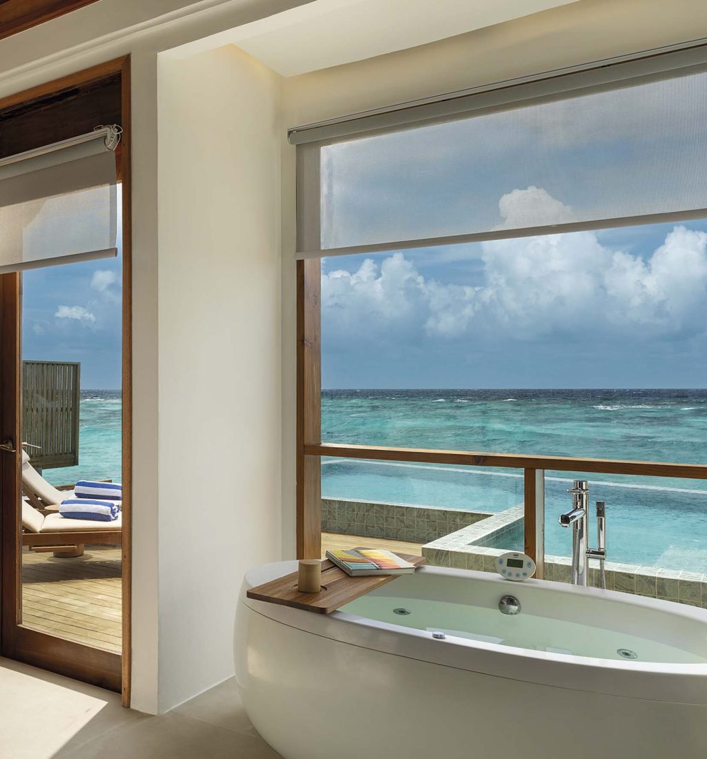 Deluxe Ocean Pool Villa