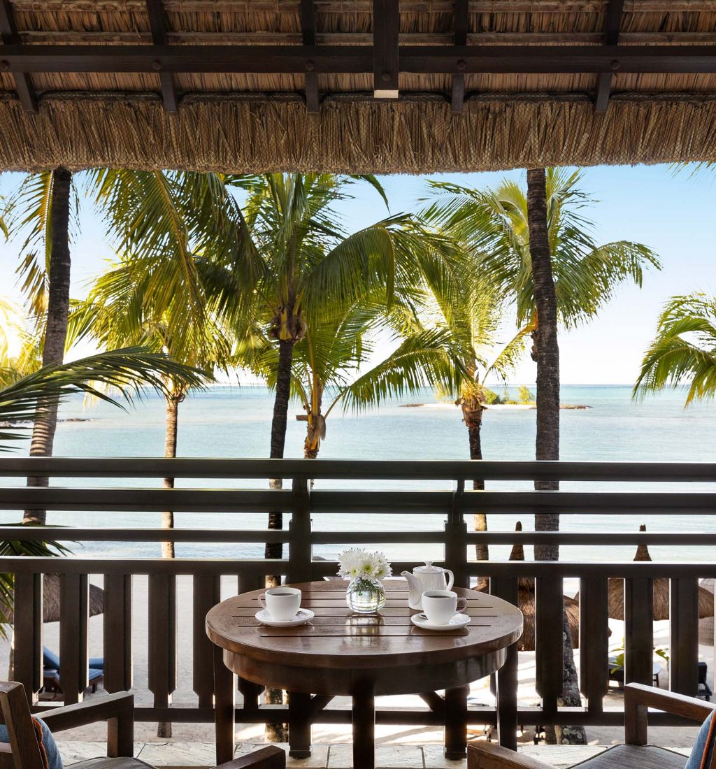 Junior-Suite-Hibiscus-Ocean-View-balcony-shangri-la-le-touessrok-Mauritius