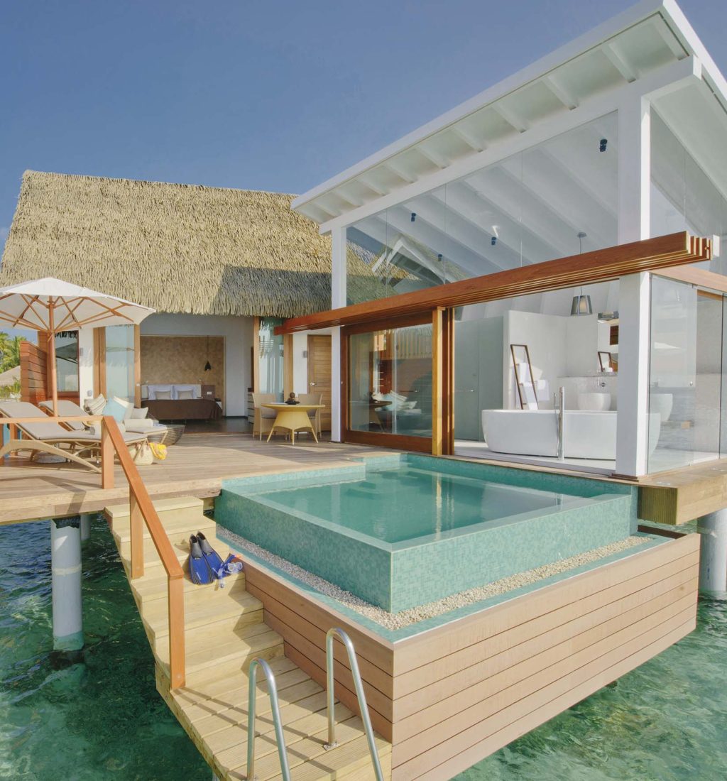 Ocean-Pool-Villa-water-villa-forfra