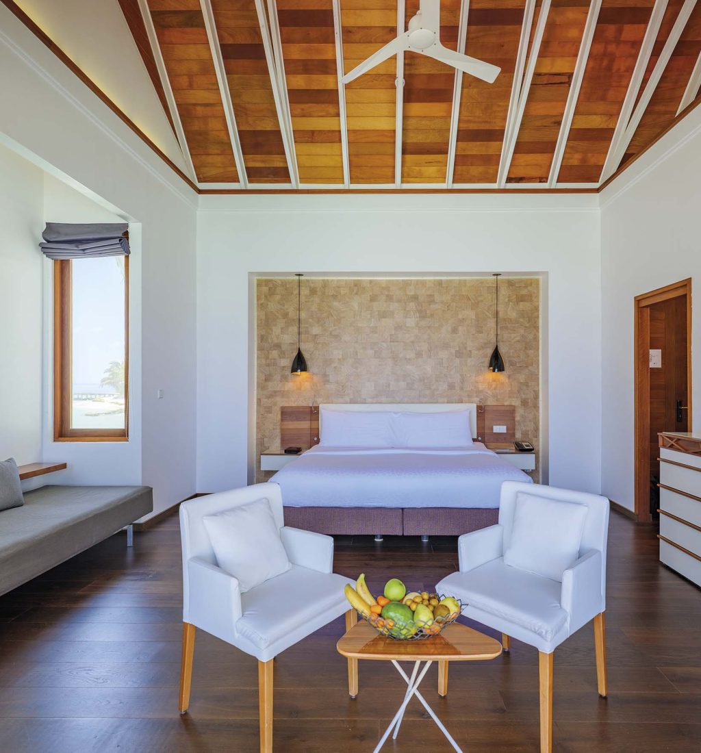 Ocean-Pool-Villa-water-villa-sovevaerelse