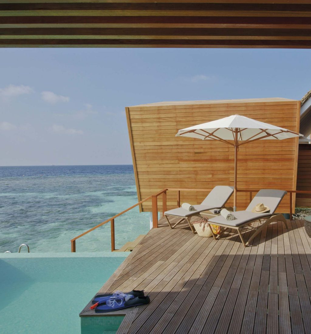 Ocean-Pool-Villa-water-villa-terrasse-pool