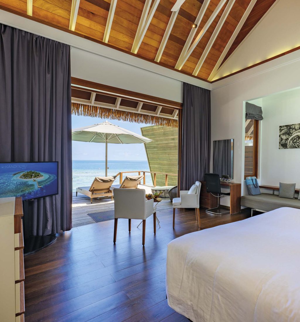 Ocean-Pool-Villa-water-villa-vaerelse-udsigt