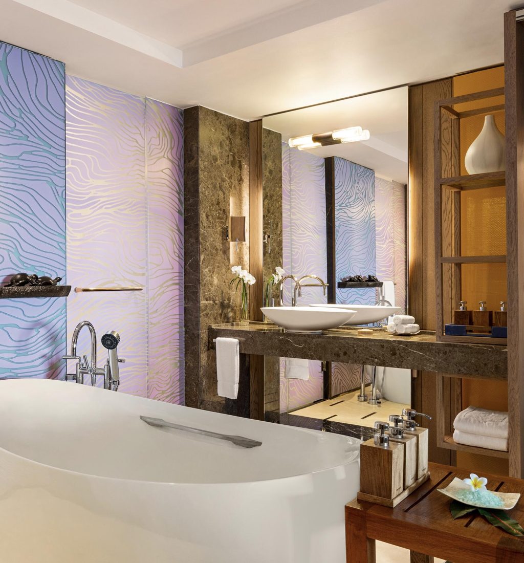 Shangri-La-Mauritius_0005_Junior Suite Frangipani Club_Ocean View King_Bathroom_2