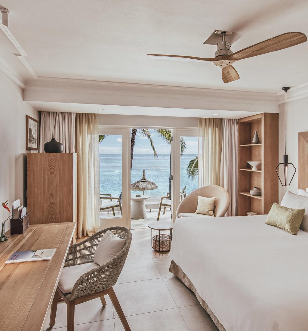 Sugar-Beach-room_0000_SB-ROOMS-DELUXE-BEACH-FIRST-FLOOR