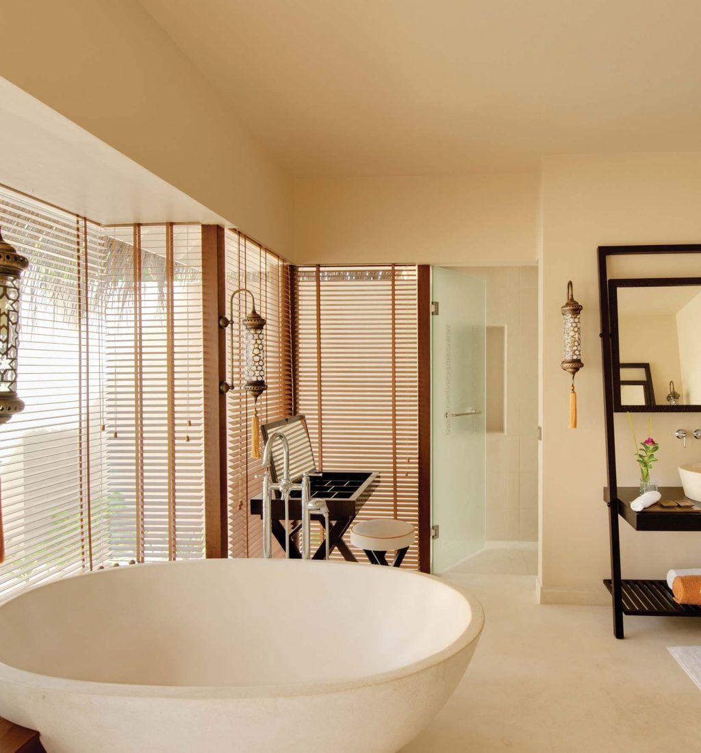 Sunset Family Lagoon Suite